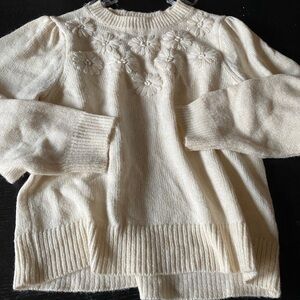 Francesca's Collections Cream Floral Knit Sweater